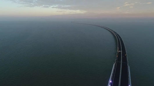 世界長(zhǎng)的跨海鋼結(jié)構(gòu)大橋通車 推動(dòng)我橋梁鋼結(jié)構(gòu)的發(fā)展